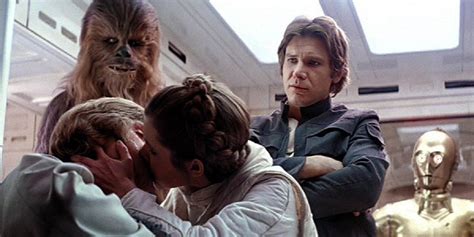 why did leia kiss luke